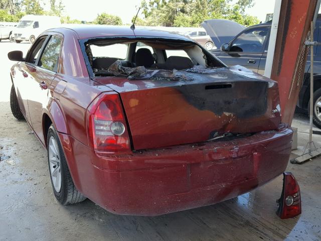 2C3KA43R28H283343 - 2008 CHRYSLER 300 LX RED photo 3