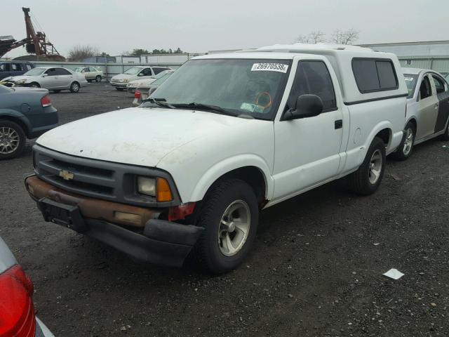 1GCCS1442TK101978 - 1996 CHEVROLET S TRUCK S1 WHITE photo 2