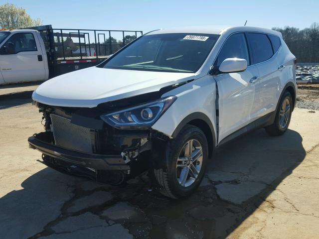 5NMZT3LB6JH076109 - 2018 HYUNDAI SANTA FE S WHITE photo 2