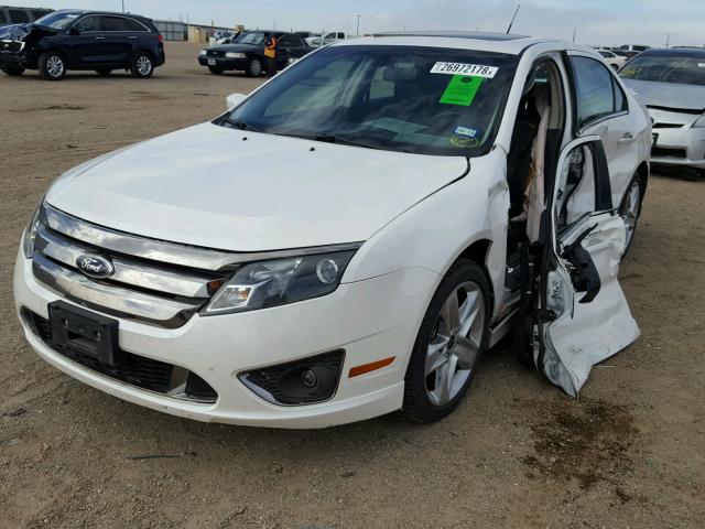 3FAHP0KC9CR395800 - 2012 FORD FUSION SPO WHITE photo 2