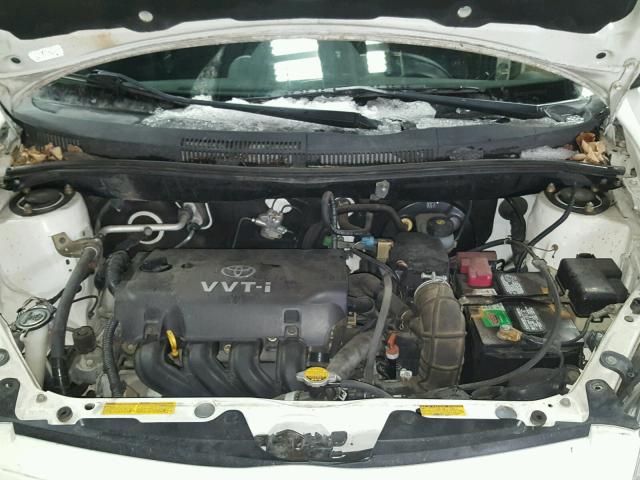 JTKKT604X50082258 - 2005 TOYOTA SCION XA WHITE photo 7