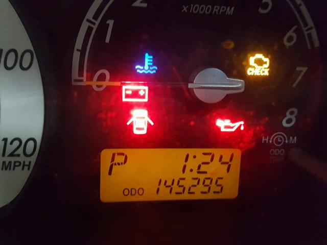 JTKKT604X50082258 - 2005 TOYOTA SCION XA WHITE photo 8