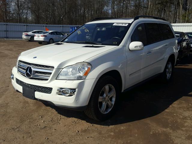 4JGBF22E18A351464 - 2008 MERCEDES-BENZ GL 320 CDI WHITE photo 2