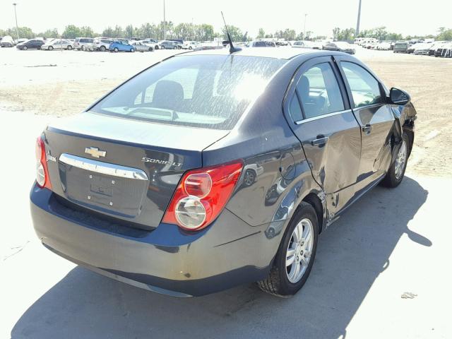 1G1JC5SH7E4165662 - 2014 CHEVROLET SONIC LT GRAY photo 4