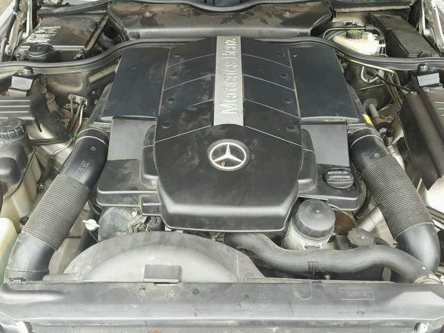 WDBFA68F52F204567 - 2002 MERCEDES-BENZ SL 500 SILVER photo 7