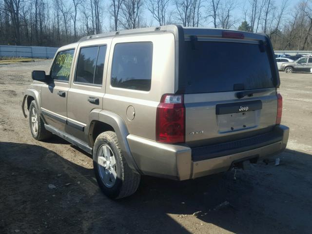 1J8HG48N26C245355 - 2006 JEEP COMMANDER TAN photo 3