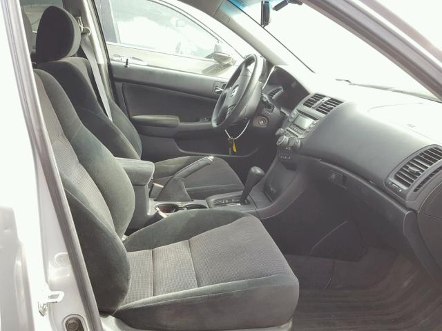 1HGCM56475A179522 - 2005 HONDA ACCORD LX SILVER photo 5