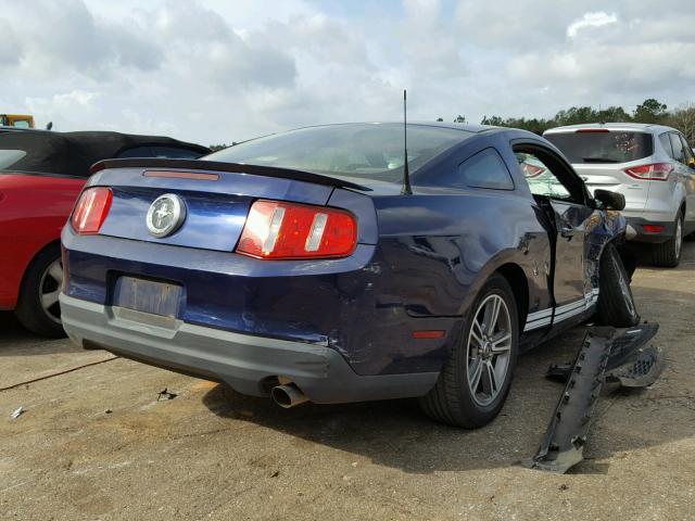 1ZVBP8AN1A5108013 - 2010 FORD MUSTANG BLUE photo 4