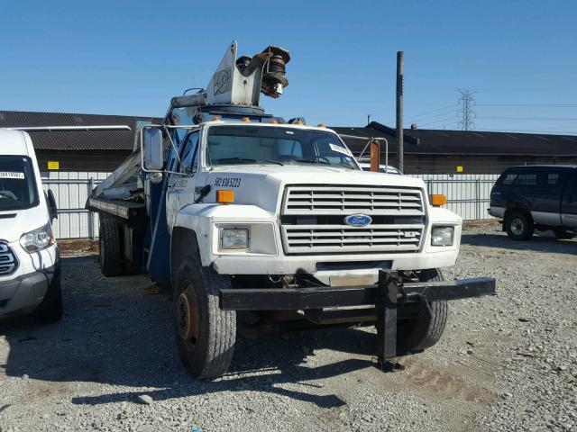 1FDPK74P9NVA26465 - 1992 FORD F700 F WHITE photo 1