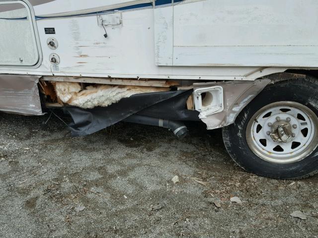 16F62E3P321A04327 - 2002 CARR 5TH WHEEL WHITE photo 10