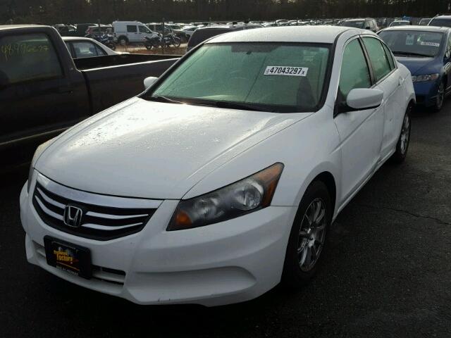 1HGCP2F3XBA079424 - 2011 HONDA ACCORD LX WHITE photo 2