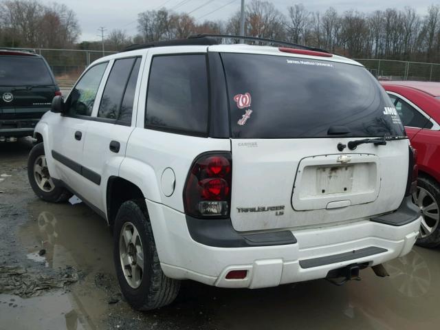 1GNDT13SX52287913 - 2005 CHEVROLET TRAILBLAZE WHITE photo 3