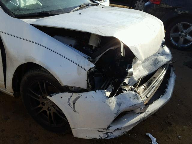 JH4DC54826S008425 - 2006 ACURA RSX WHITE photo 9