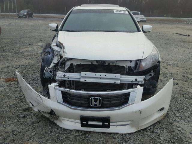 5KBCP3F85AB011801 - 2010 HONDA ACCORD EXL WHITE photo 9