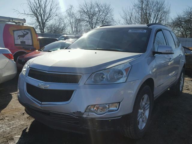 1GNER23D39S102150 - 2009 CHEVROLET TRAVERSE L SILVER photo 2