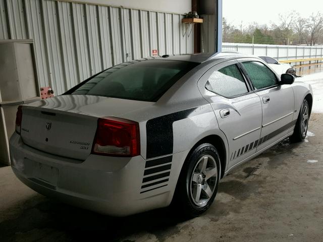 2B3CA3CV4AH117923 - 2010 DODGE CHARGER SX SILVER photo 4