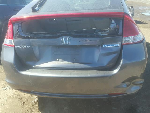 JHMZE2H50AS042998 - 2010 HONDA INSIGHT LX GRAY photo 9