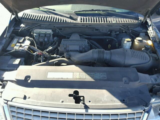 1FMFU17575LB01706 - 2005 FORD EXPEDITION BLUE photo 7