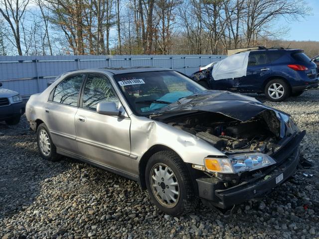 1HGCD5603VA204736 - 1997 HONDA ACCORD SE GOLD photo 1