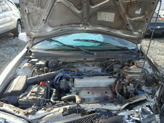 1HGCD5603VA204736 - 1997 HONDA ACCORD SE GOLD photo 7