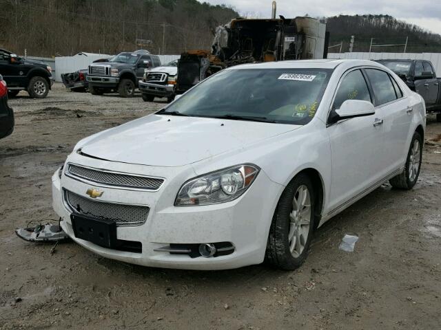 1G1ZE5E79AF227190 - 2010 CHEVROLET MALIBU LTZ WHITE photo 2