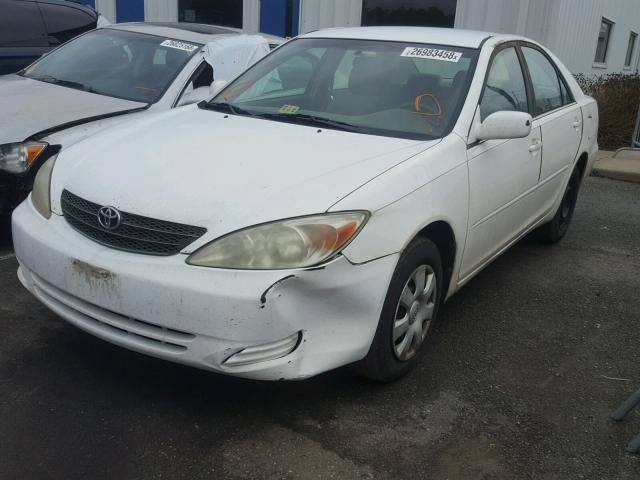 4T1BE32K02U079252 - 2002 TOYOTA CAMRY LE WHITE photo 2