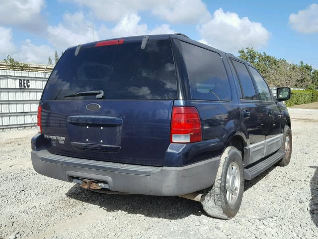 1FMRU15W34LA56349 - 2004 FORD EXPEDITION BLUE photo 4