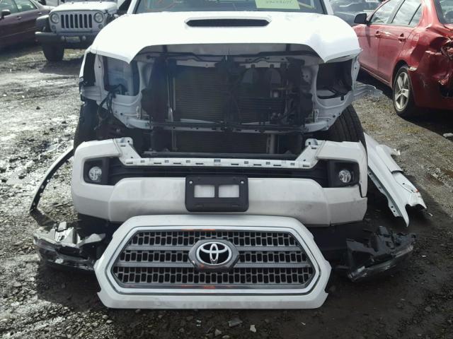 5TFSZ5AN7HX062648 - 2017 TOYOTA TACOMA ACC WHITE photo 9