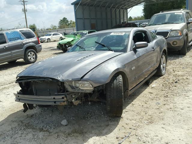 1ZVBP8CF4D5283057 - 2013 FORD MUSTANG GT CHARCOAL photo 2