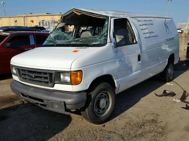 1FTRE14W24HB19530 - 2004 FORD ECONOLINE WHITE photo 2