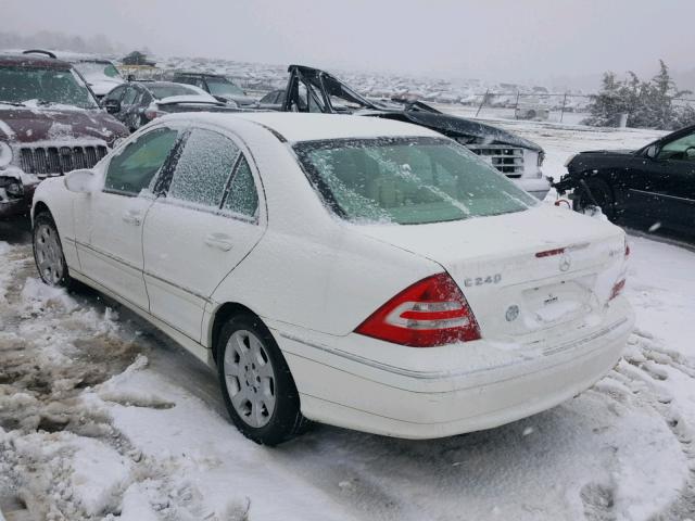 WDBRF81J65F637991 - 2005 MERCEDES-BENZ C 240 4MAT WHITE photo 3