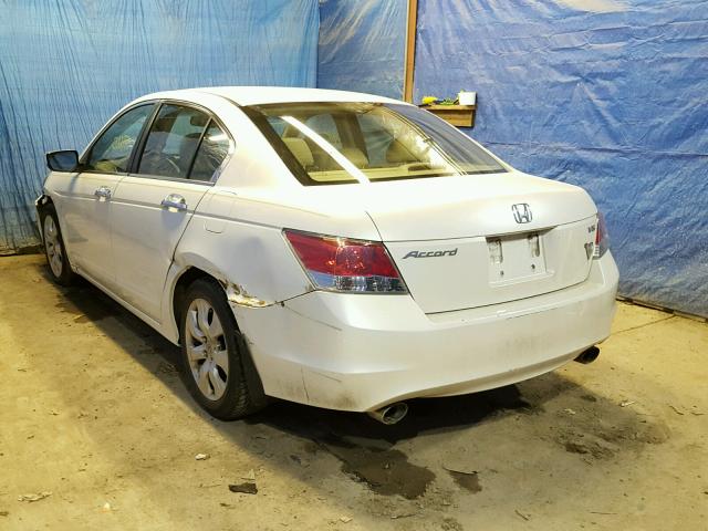 1HGCP3F80AA021533 - 2010 HONDA ACCORD EXL WHITE photo 3