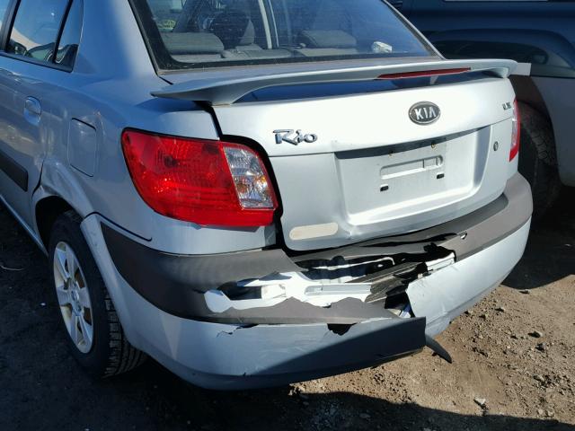 KNADE123X76194072 - 2007 KIA RIO BASE BLUE photo 9