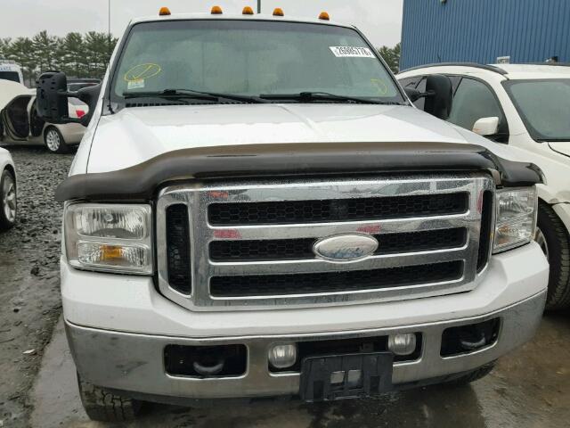 1FTSX21546EC56406 - 2006 FORD F250 SUPER WHITE photo 9