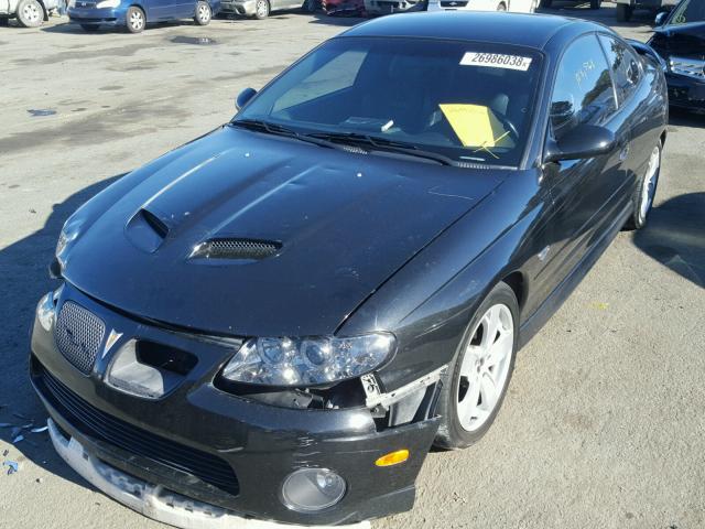 6G2VX12U05L386083 - 2005 PONTIAC GTO BLACK photo 2