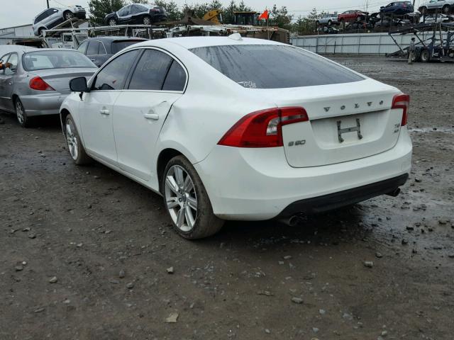 YV1902FH7C2038098 - 2012 VOLVO S60 T6 WHITE photo 3