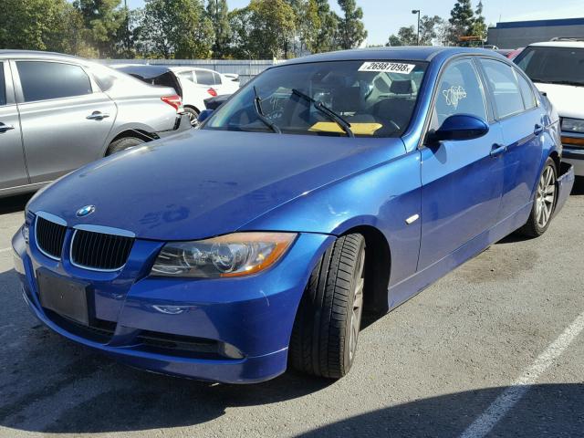 WBAVA37557NE26799 - 2007 BMW 328 I BLUE photo 2