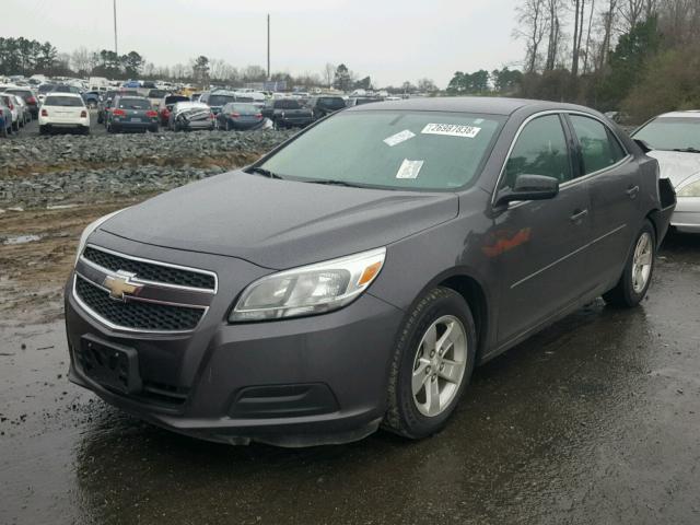 1G11A5SA2DF311994 - 2013 CHEVROLET MALIBU LS ნაცრისფერი ფოტო 2