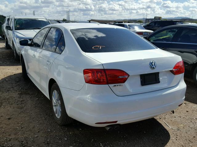 3VW2K7AJ7DM208699 - 2013 VOLKSWAGEN JETTA BASE 白色 照片 3
