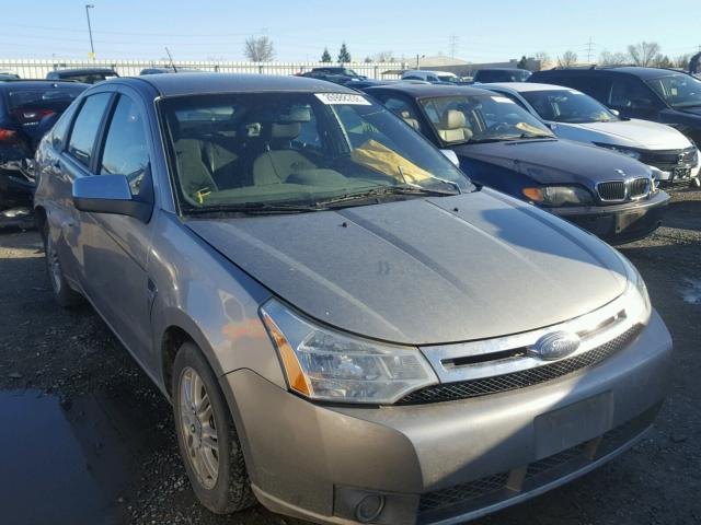 1FAHP35N08W233086 - 2008 FORD FOCUS SE SILVER photo 1