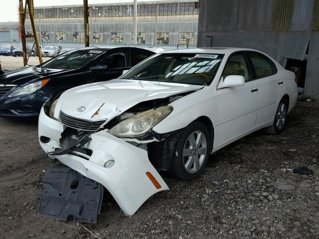 JTHBA30G855084470 - 2005 LEXUS ES 330 WHITE photo 2