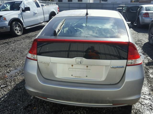 JHMZE2H72AS014962 - 2010 HONDA INSIGHT EX SILVER photo 10