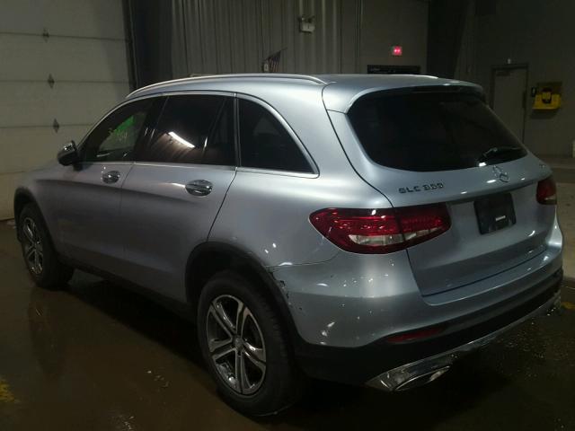 WDC0G4KBXHF118559 - 2017 MERCEDES-BENZ GLC 300 4M GRAY photo 3