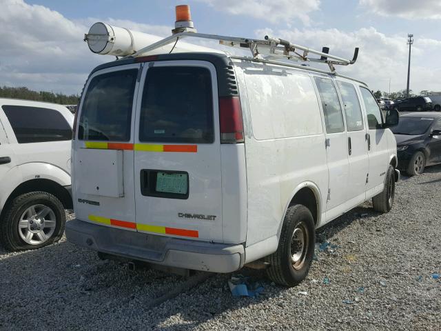 1GCHG35R9Y1229693 - 2000 CHEVROLET EXPRESS G3 WHITE photo 4