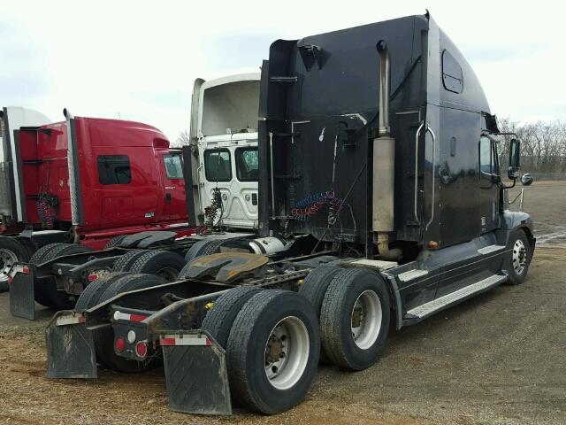 1FUJBBAVX7LV92061 - 2007 FREIGHTLINER CONVENTION BLACK photo 4