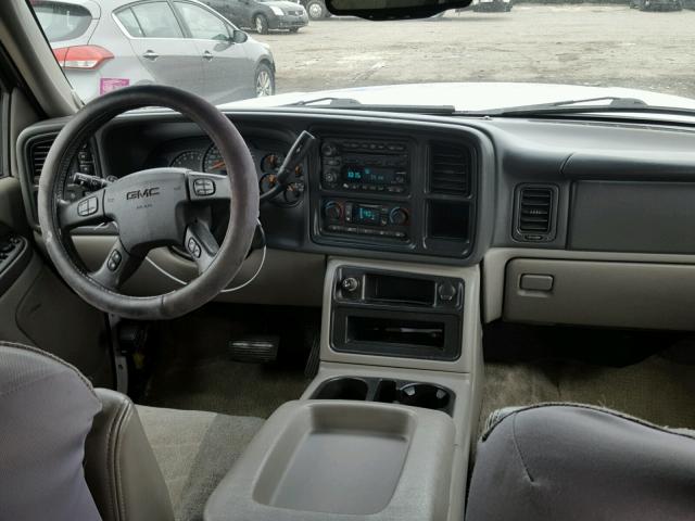 1GKEK13Z93J282531 - 2003 GMC YUKON Білий фото 9