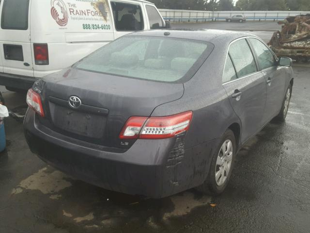 4T1BF3EK4BU719312 - 2011 TOYOTA CAMRY BASE GRAY photo 4