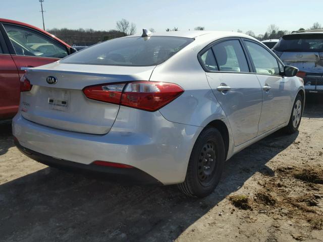 KNAFX4A6XF5340619 - 2015 KIA FORTE LX SILVER photo 4