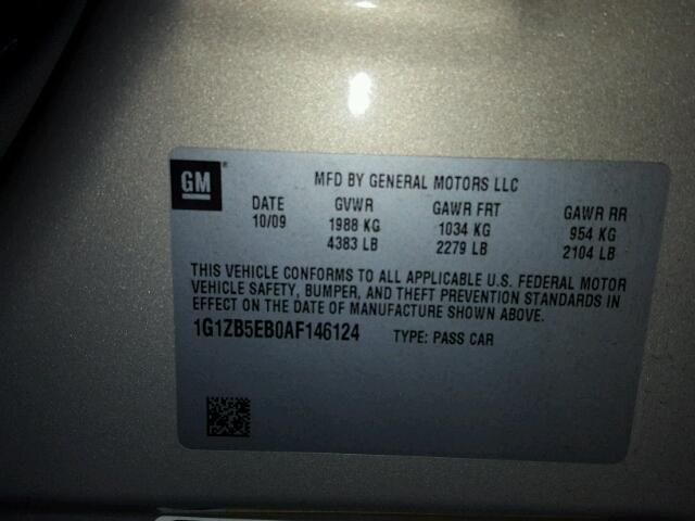 1G1ZB5EB0AF146124 - 2010 CHEVROLET MALIBU LS ოქროსფერი ფოტო 10