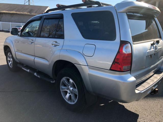 JTEBU14R868066782 - 2006 TOYOTA 4RUNNER SR SILVER photo 3